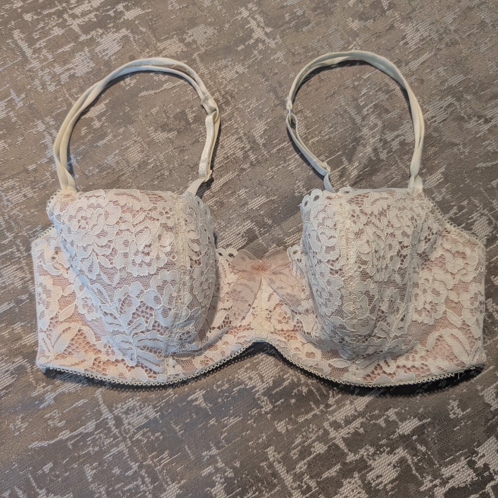 B.Tempted Ciao Bella Balconette Bra NWOT